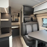 Adria Twin Supreme 640 SGX Zonnepaneel Skyroof Luifel Led Tv Foto #10