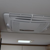 Hymer BMC-T 580 Blackline 170pk Automaat | Levelsysteem | Dak airco | Lithium | Lengtebedden | SLC Chassis | Luifel | Adaptieve cruise | Foto #5