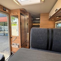 Weinsberg 700MEG CaraCore 9T-Automaat Enkele Bedden Hefbed Luifel Fietsenrek Foto #8