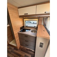 Weinsberg 700MEG CaraCore 9T-Automaat Enkele Bedden Hefbed Luifel Fietsenrek Foto #12