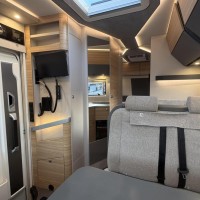 Dethleffs Pulse I6811 EB Lage Enkele Bedden Hefbed Luifel Omvormer Trekhaak Foto #10