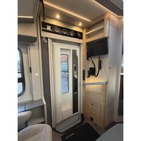 Dethleffs Pulse I6811 EB Lage Enkele Bedden Hefbed Luifel Omvormer Trekhaak Foto #39