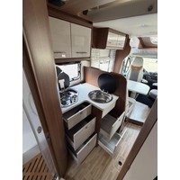 Lmc H737 Sportline Queensbed Hefbed Zonnepaneel Luifel Fietsenrek Foto #15