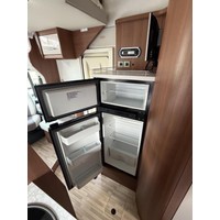 Lmc H737 Sportline Queensbed Hefbed Zonnepaneel Luifel Fietsenrek Foto #16