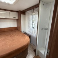 Lmc H737 Sportline Queensbed Hefbed Zonnepaneel Luifel Fietsenrek Foto #17