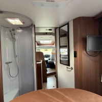 Lmc H737 Sportline Queensbed Hefbed Zonnepaneel Luifel Fietsenrek Foto #19