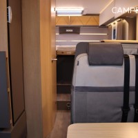Lmc Tourer Lift H664 170pk Automaat | Lengtebedden | Hefbed | Dieselverwarming | Grote garage | Fietsendrager | Multimedia systeem | Foto #9