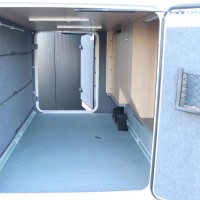 Carthago C1-Tourer T 143 KB-LE 170pk Automaat | Lithium | Omvormer | Zeer Luxe | AL-KO Chassis | Lengtebedden | Buitendouche | Dubbele bodem | Foto #36