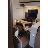 Hymer BML-I 780 170pk Automaat | Levelsysteem | SLC chassis | BOMVOL | Dakairco | LPG Installatie | Alde Verwarming | Omvormer | Zonnepanelen | Lengtebedden | Trekhaak | Lithium | 7,89M | Foto #59