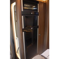 Hymer BML-I 780 170pk Automaat | Levelsysteem | SLC chassis | BOMVOL | Dakairco | LPG Installatie | Alde Verwarming | Omvormer | Zonnepanelen | Lengtebedden | Trekhaak | Lithium | 7,89M | Foto #63