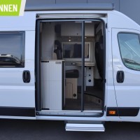 Lmc Innovan 640 Pure 140pk Automaat | Thule luifel | Lengtebedden | Parkeersensoren | Lichtmetalen velgen |  Veel opbergruimte | LED binnenverlichting | Mistlampen | Foto #4