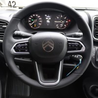 Lmc Innovan 640 Pure 140pk Automaat | Thule luifel | Lengtebedden | Parkeersensoren | Lichtmetalen velgen |  Veel opbergruimte | LED binnenverlichting | Mistlampen | Foto #22