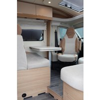 Lmc Cruiser V646 140pk Automaat | HEO safe sloten | Thule luifel | Trekhaak | Lengtebedden | Bearlock | Panoramadak | Compact model | Grote garage | Foto #29