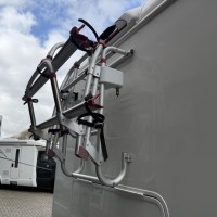 Challenger 398 XLB Queensbed Hefbed Zonnepaneel Luifel Bearlock Foto #9