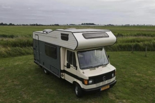 Mercedes campers 307 D KAMPEERAUTO uit 1986