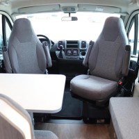 Carado T448 140pk Automaat | Pro + pakket | Hefbed | Nieuw uit voorraad leverbaar | Luifel | Lengtebedden | Grote garage | Panoramaraam boven cabine | Foto #8