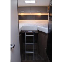 Carado T448 140pk Automaat | Pro + pakket | Hefbed | Nieuw uit voorraad leverbaar | Luifel | Lengtebedden | Grote garage | Panoramaraam boven cabine | Foto #16