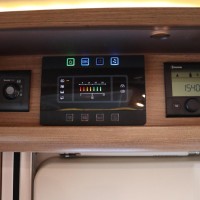 Carthago C-TOURER I 149 LE 150pk Automaat | Omvormer | Zonnepanelen | Hefbed | Dubbele bodem | Maxxfan | Lengtebedden | Dubbele huishoudaccu | Gescheiden douche | Foto #45