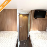 Adria Matrix Plus 670 SL uit 2018 Foto #3