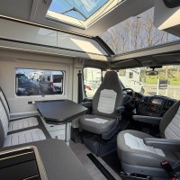 Adria Twin Supreme 640 SGX Zonnepaneel Trekaak Skyroof Luifel Foto #12