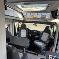 Adria Twin Supreme 640 SGX Zonnepaneel Trekaak Skyroof Luifel Foto #13