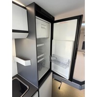 Adria Twin Supreme 640 SGX Zonnepaneel Trekaak Skyroof Luifel Foto #18