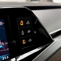 Volkswagen T7 2.0 TDI California Ocean Trekhaak HUD ACC Camera Foto #23