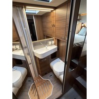 Hymer B600 MC Enkele Bedden Hefbed 2X Airco Zonnepanelen Lithium Omvormer Foto #20