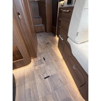 Hymer B600 MC Enkele Bedden Hefbed 2X Airco Zonnepanelen Lithium Omvormer Foto #23