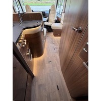 Hymer B600 MC Enkele Bedden Hefbed 2X Airco Zonnepanelen Lithium Omvormer Foto #24