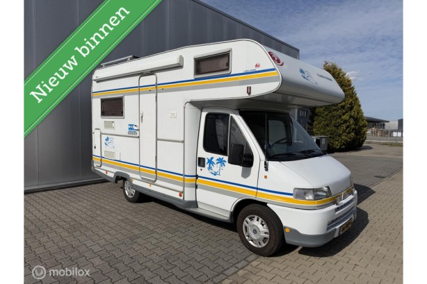 Eura mobil 560 MSS klassiek | alkoof | zeer ruim en compleet