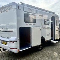 LMC campers Breezer V646G uit 2015 Foto #5