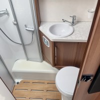 LMC campers Breezer V646G uit 2015 Foto #11