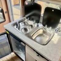 LMC campers Breezer V646G uit 2015 Foto #13