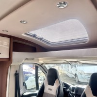 LMC campers Breezer V646G uit 2015 Foto #16