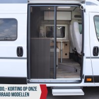 LMC Innovan 640 140pk Automaat | Lengtebedden | Luifel | Panoramadak | Inlegramen | Cruise Control | Nieuw uit voorraad leverbaar | Foto #4