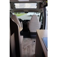 LMC Innovan 640 140pk Automaat | Lengtebedden | Luifel | Panoramadak | Inlegramen | Cruise Control | Nieuw uit voorraad leverbaar | Foto #15