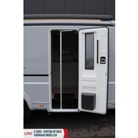 Lmc Cruiser 750 EF 180pk Automaat | Dieselverwarming | Face to face | LED Koplampen | Lengtebedden | Gescheiden douche | Nieuw uit voorraad leverbaar | Foto #4