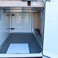 Carthago C-Tourer I 150 QB 170pk Automaat | Zo goed als nieuw | Queensbed | Gescheiden douche | Dubbele bodem | Hefbed | Luxe | LED koplampen | Foto #41