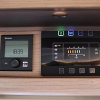 Carthago C-Tourer I 150 QB 170pk Automaat | Zo goed als nieuw | Queensbed | Gescheiden douche | Dubbele bodem | Hefbed | Luxe | LED koplampen | Foto #44