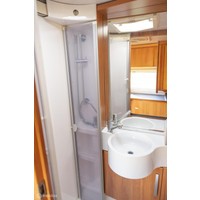 Hymer B 614 CL | Integraal | Zonnepanelen | Omvormer Foto #3