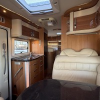 Hymer B 674 SL Automaat Enkele Bedden E&amp;P Level Boven kasten Foto #11