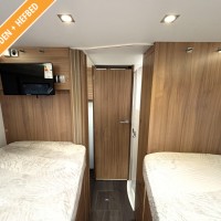Adria Matrix 670 DL uit 2021 Foto #11