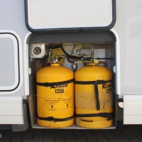 Carthago C-TOURER Camper, Queensbed, 4 personen, compleet! Foto #7