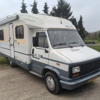 Peugeot campers PILOTE R640 uit 1990 Foto #1