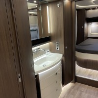 Concorde campers ** NIEUWSTAAT ** MORELO 98 MB EMPIRE LINER 2021 ** Mercedes 340 PK 35.000 KM. ** uit 2021 Foto #18