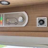 Hymer B 585 uit 2013 Foto #26