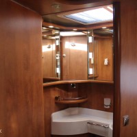 Carthago C-TOURER Camper, Queensbed, 4 personen, compleet! Foto #30