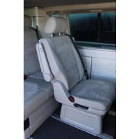 Volkswagen California T6 2.0 TDI 204pk DSG Automaat | Luifel | Bearlock | 5e zitplaats | Fietsendrager | Hefdak | Stoelverwarming | Trekhaak | Foto #6
