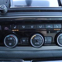 Volkswagen California T6 2.0 TDI 204pk DSG Automaat | Luifel | Bearlock | 5e zitplaats | Fietsendrager | Hefdak | Stoelverwarming | Trekhaak | Foto #24
